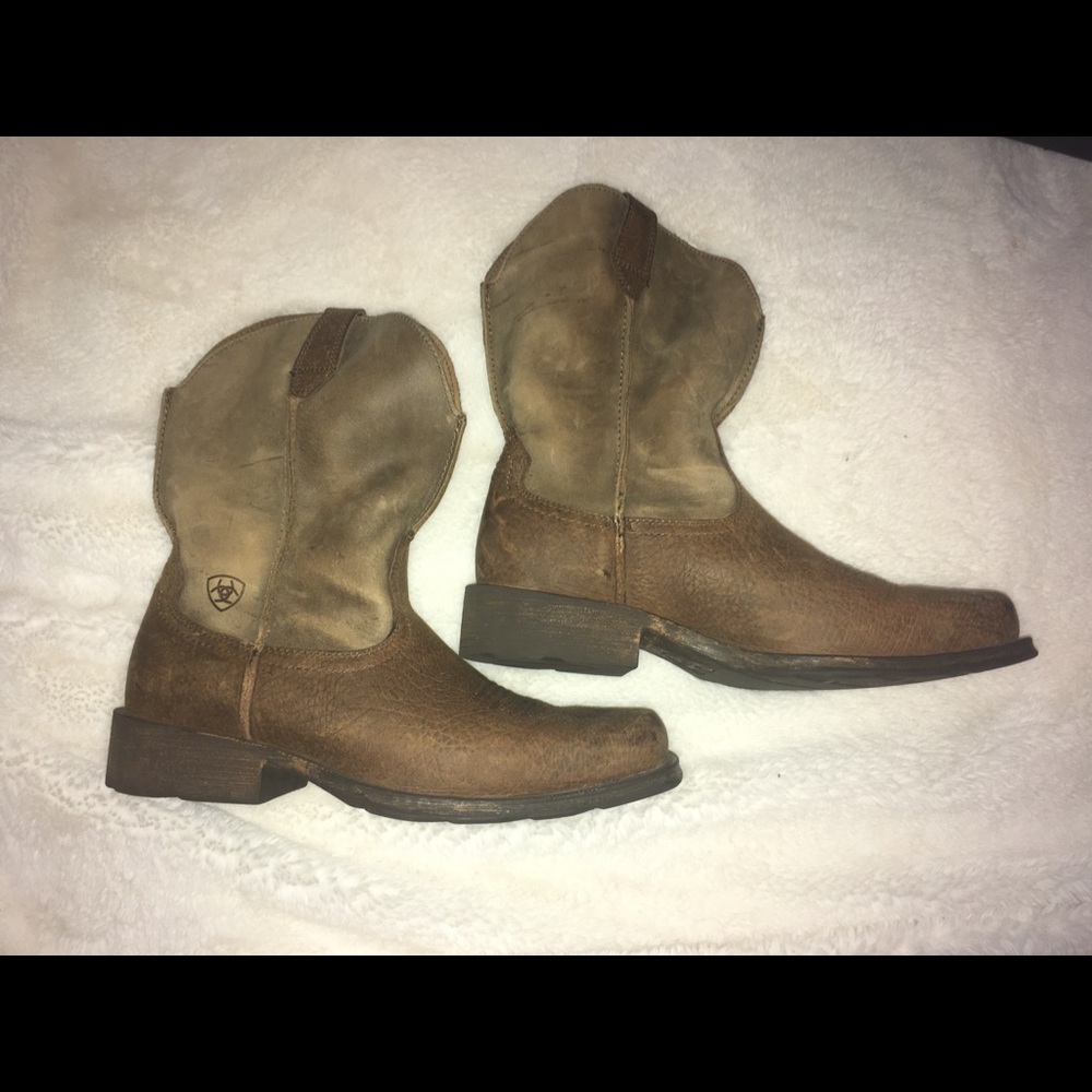 Ariat Boots. EUC.